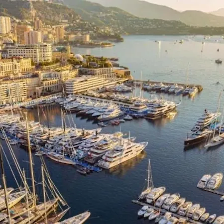 Magnifique T2 Proche Mer Et Ville Refait A Neuf Avec Terrasse Menton Buitenkant foto